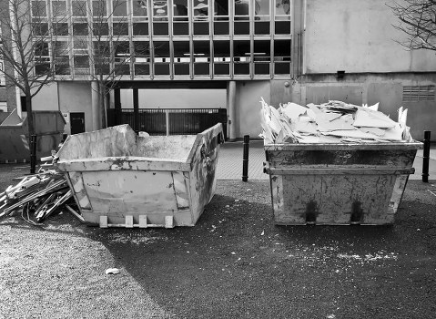 Recycling construction materials on site